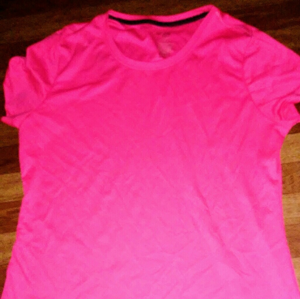 2 shirts together. Active wear